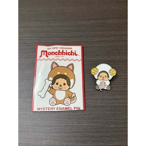 Monchhichi Animal Costume Blind Bag Enamel Pin - Sheep - Picture 1 of 2